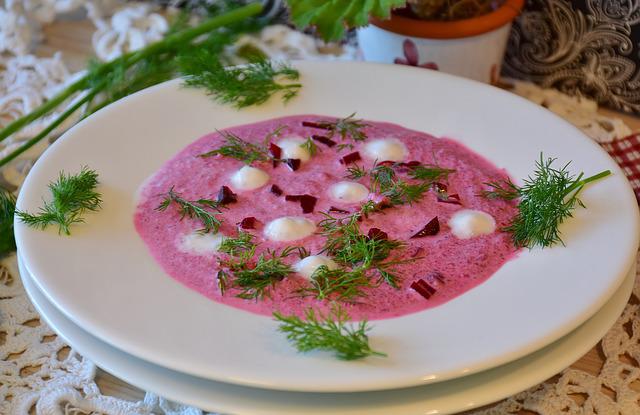 Low carb dieta bez stresu aneb, jak si ulehčit jídelníček a čím nahradit sacharidy v běžných jídlech